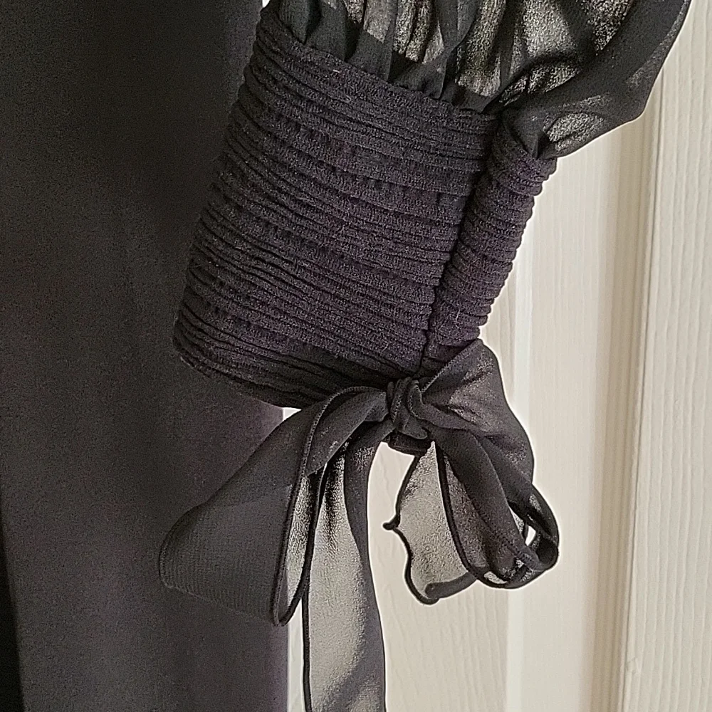 Wolford women's spandex black dress, with see thru sleeves, size S. Black - Picture 6 of 15